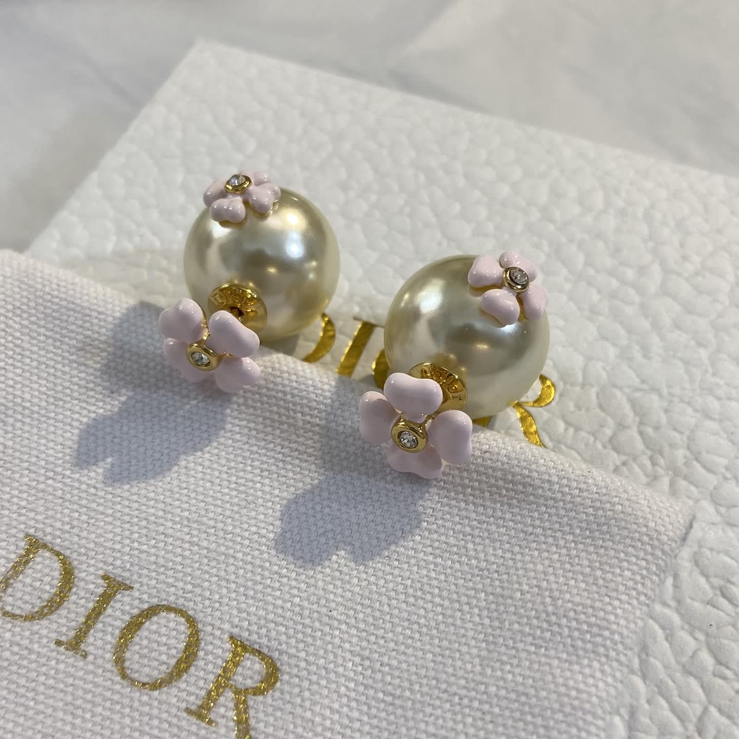 Van Cleef & Arpels Pink Flower Pearl Stud Earrings